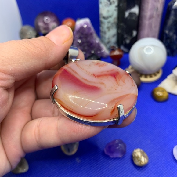 HUGE gorgeous Red & Orange Banded Agate “BLOOD MOON” Pendant w Choice of Chain! - Picture 13 of 14
